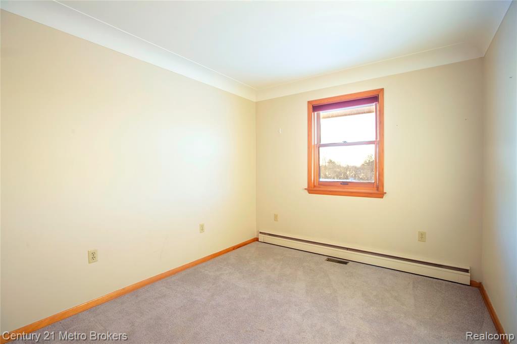 2227 N Baxter Road, Davison, MI 48423 — Photo 17