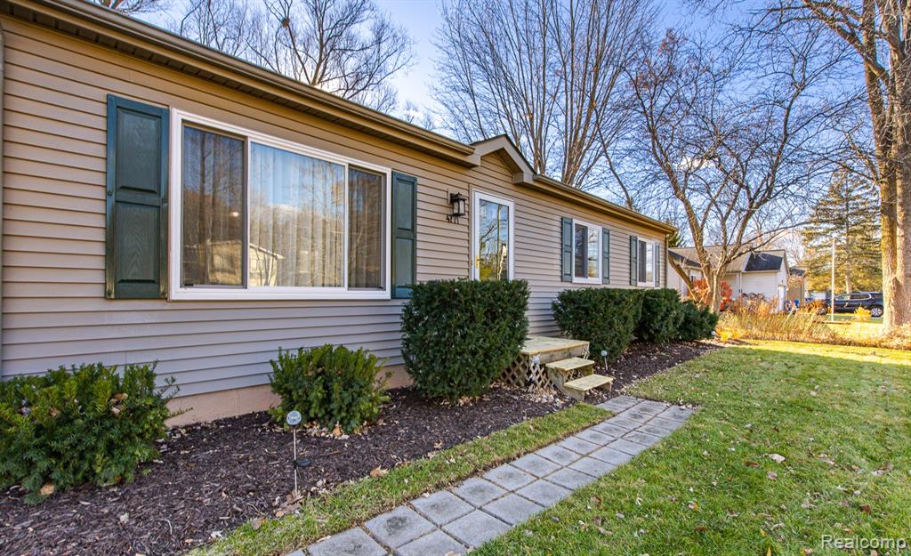 4771 Fiddle Avenue, Waterford, MI 48328 — Photo 3