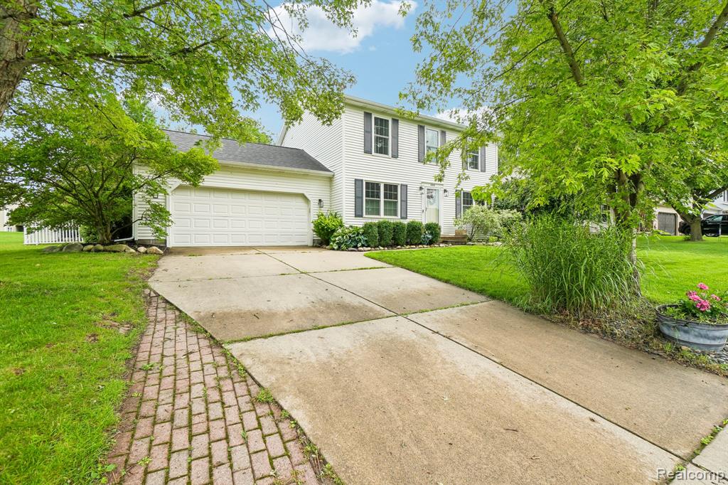 696 Vincent Street, Pinckney, MI 48169 — Photo 3
