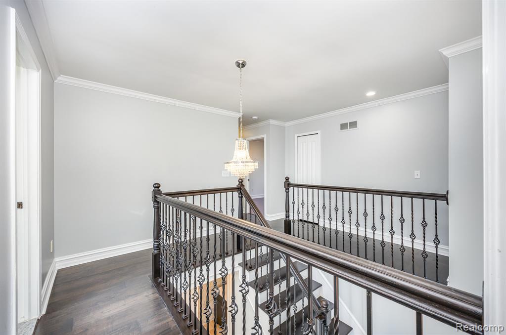 53005 Gregory Drive, Macomb, MI 48042 — Photo 21