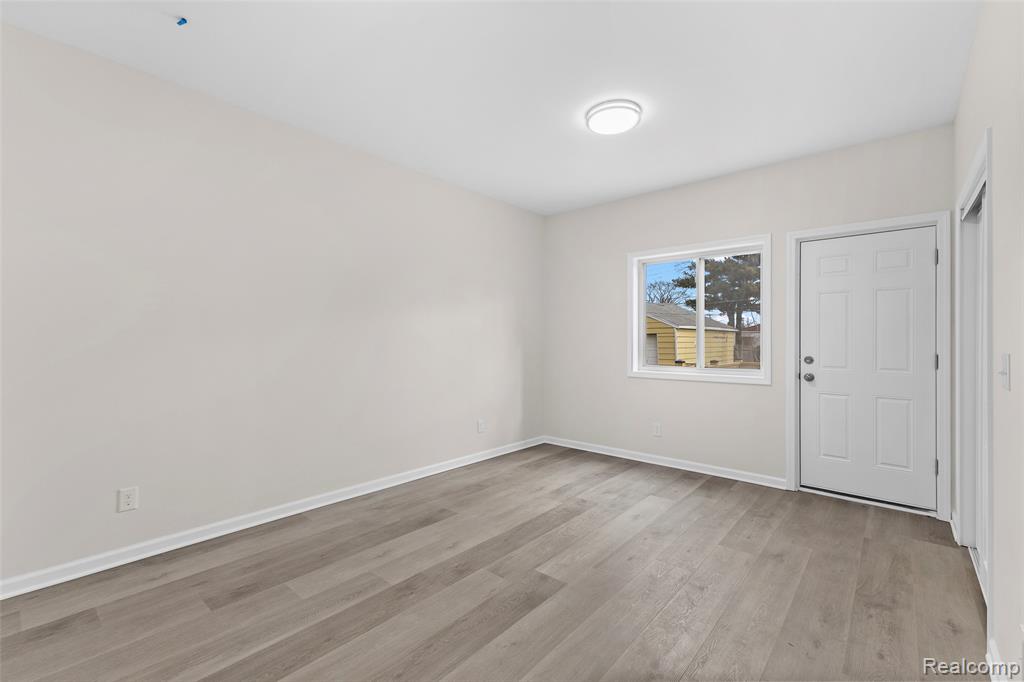 4833 Harding St, Dearborn Heights, MI 48125 — Photo 39