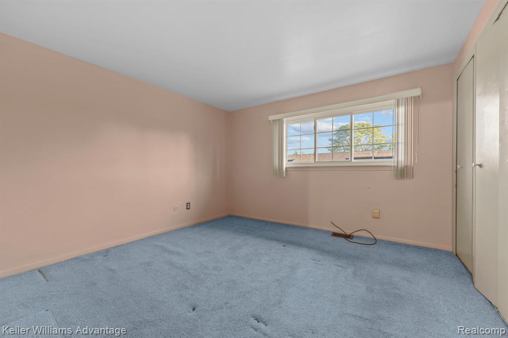 26692 Summerdale Drive, Southfield, MI 48033 — Photo 19