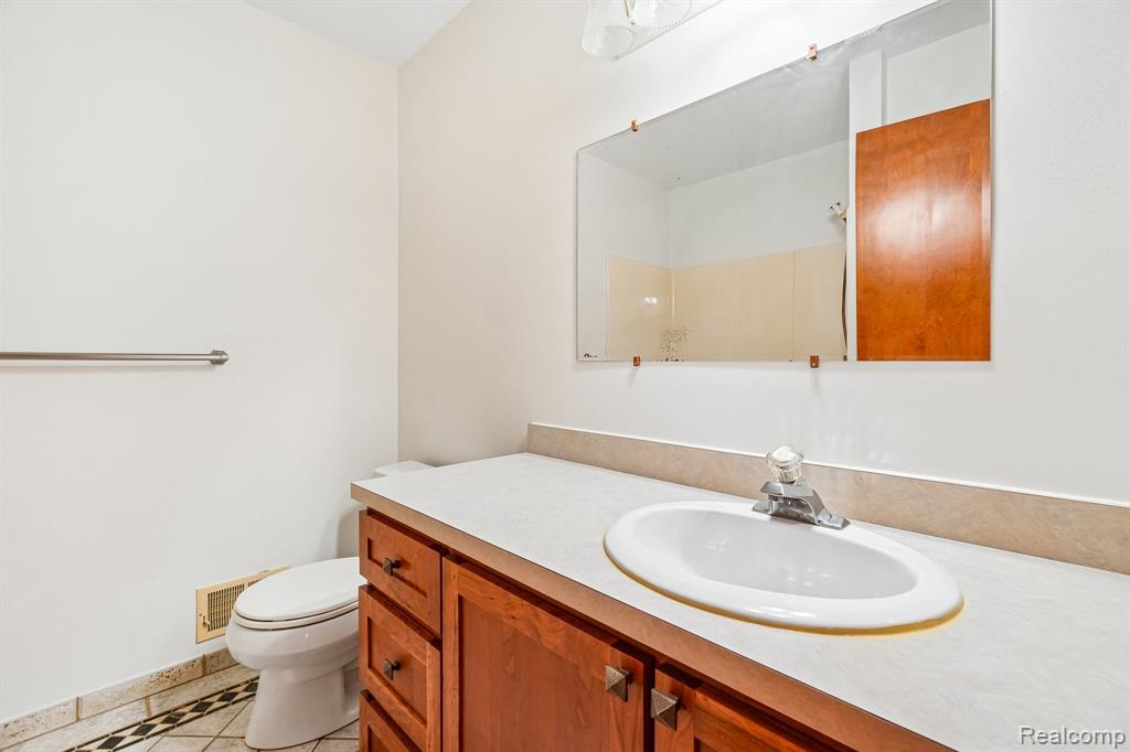 1397 Flamingo Street, Wixom, MI 48393 — Photo 18