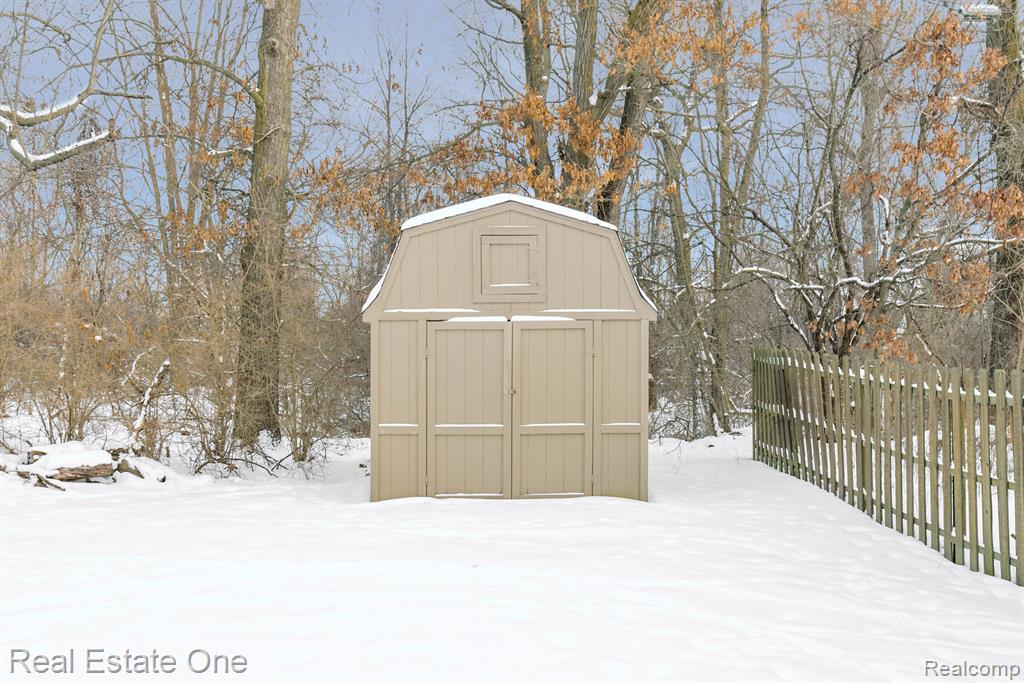 6540 NADETTE, Clarkston, MI — Photo 52