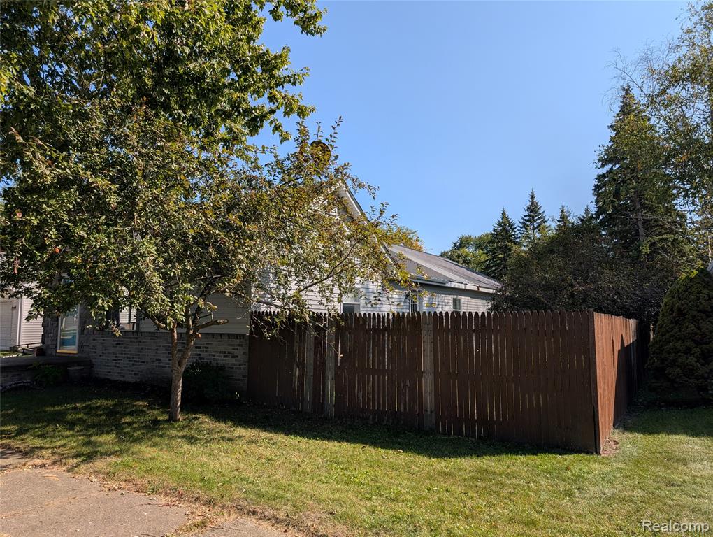 136 Fair Street, Bad Axe, MI 48413 — Photo 7