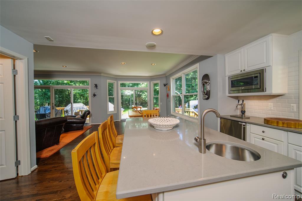 7422 Autumn Hill Drive, West Bloomfield, MI 48323 — Photo 6
