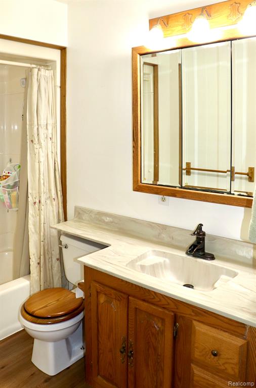 11635 Peelman Drive, Lennon Vlg, MI 48449 — Photo 15