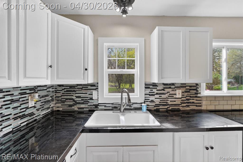 2417 Howald Avenue, Flint, MI 48504 — Photo 15