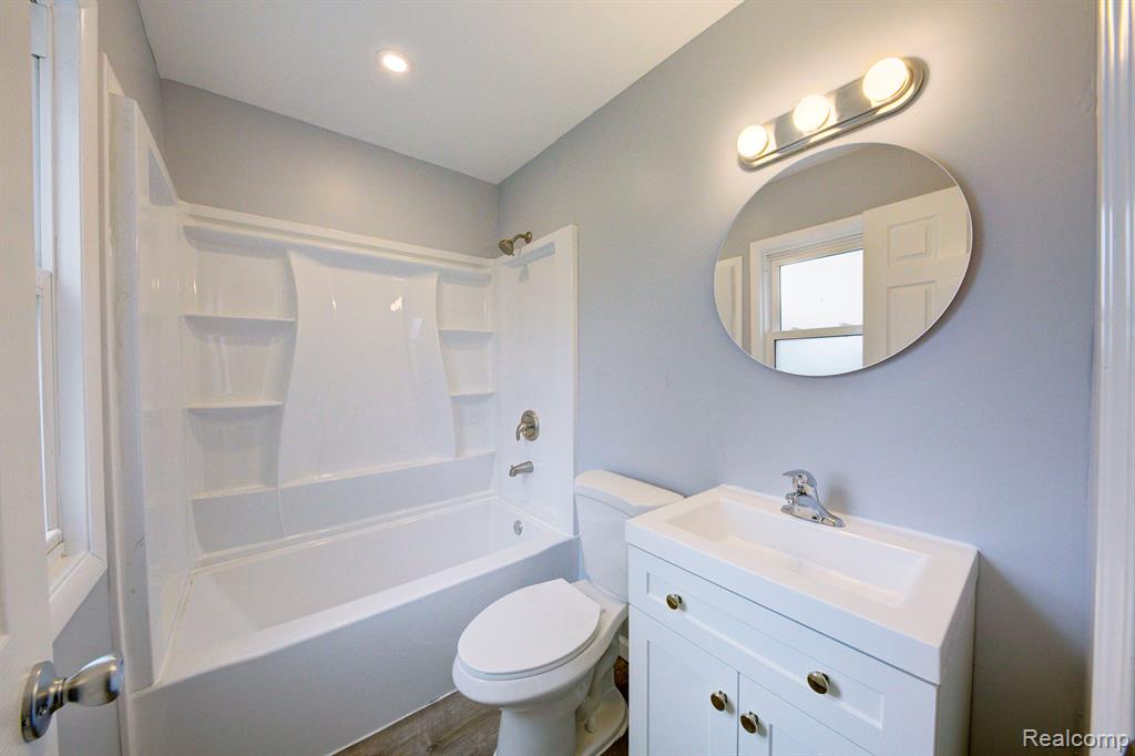 21425 MITCHELLDALE Avenue, Ferndale, MI 48220 — Photo 23