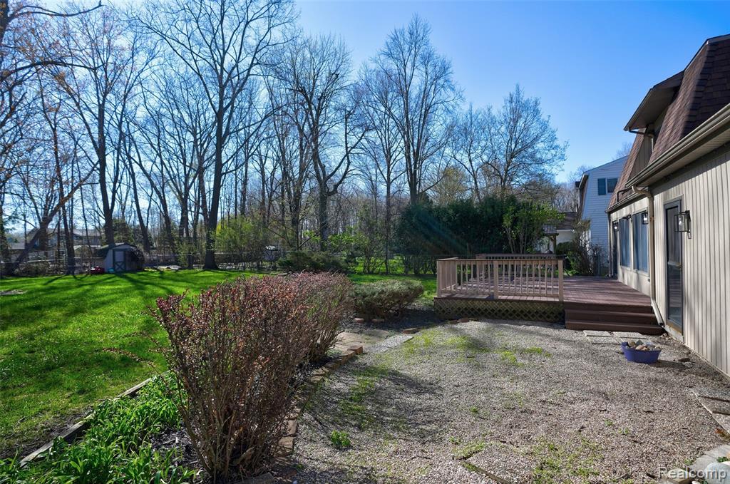 6273 Cold Spring Trail, Grand Blanc, MI 48439 — Photo 7
