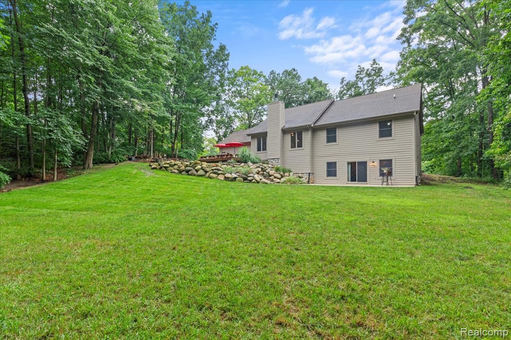 15301 Oak Hollow Drive, Holly, MI 48442 — Photo 50