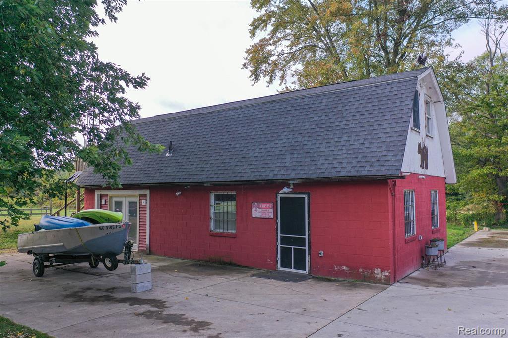 11141 Farrand Road, Montrose, MI 48457 — Photo 40