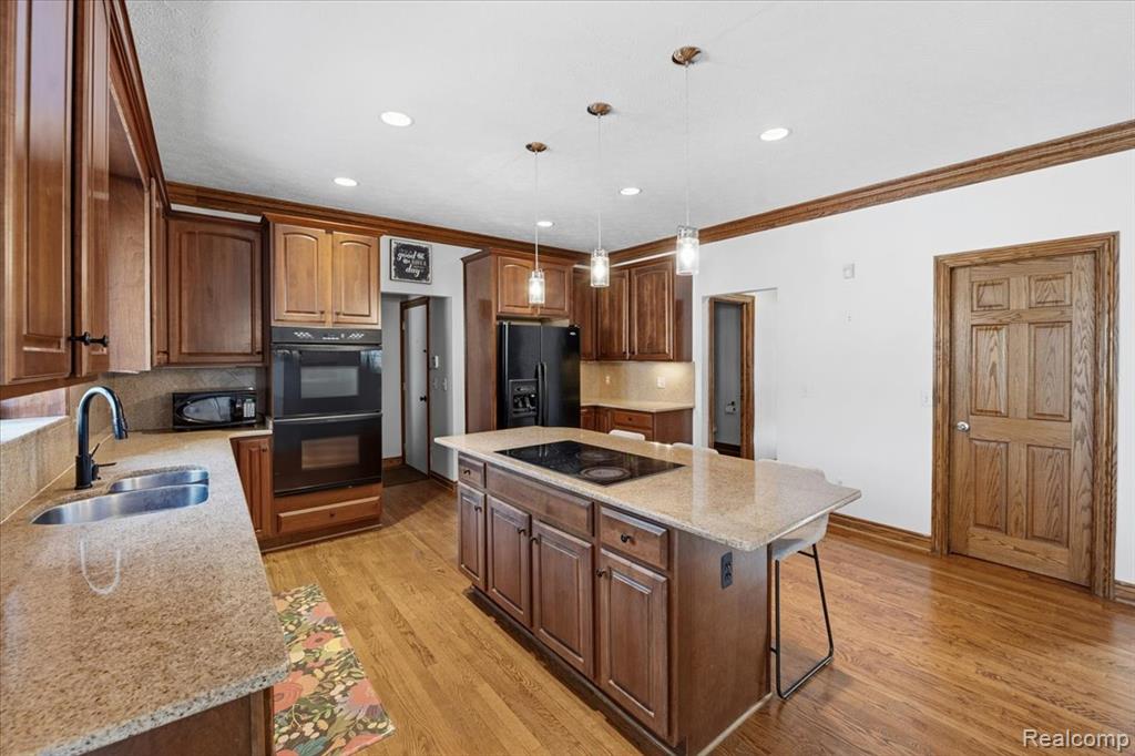 5372 Princeton Court, Brighton, MI 48116 — Photo 9