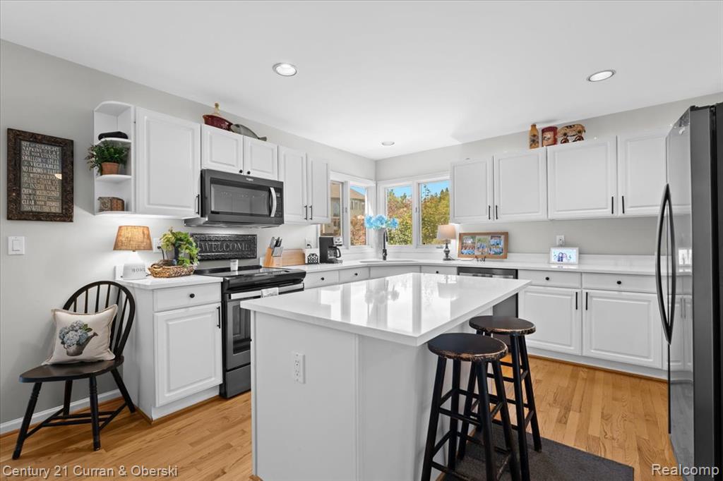 45499 Addington Lane, Novi, MI — Photo 13