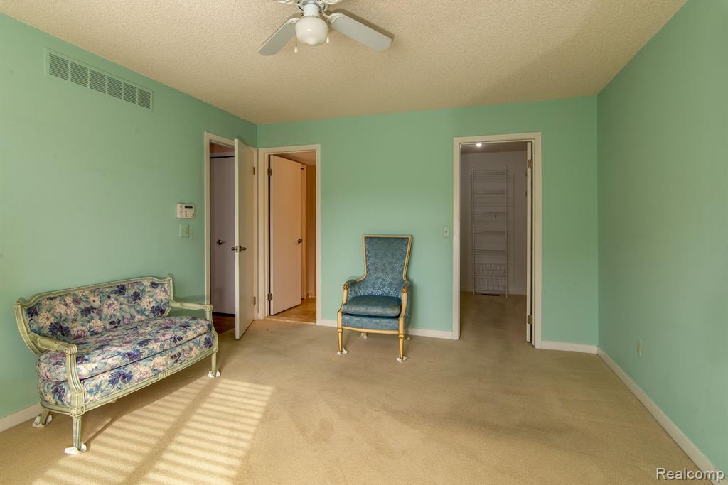 7075 ELMHURST, West Bloomfield, MI — Photo 14