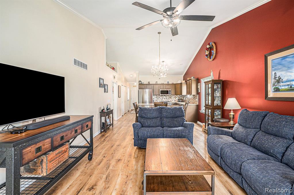 9301 SUNRISE Lane, Davison, MI 48423 — Photo 13