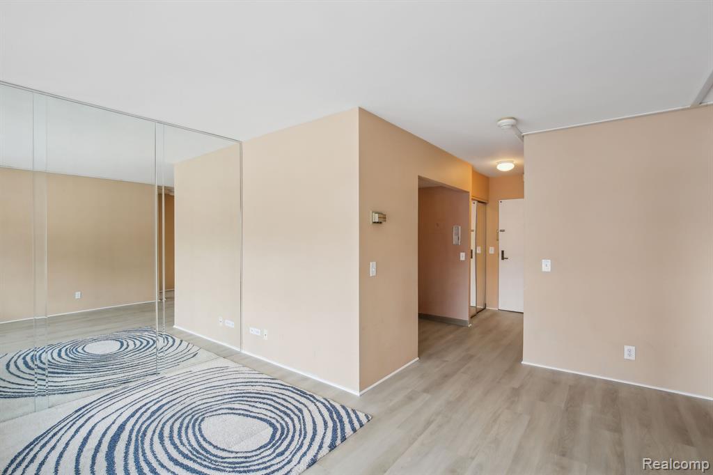 555 E WILLIAM Street, 2G, Ann Arbor, MI 48104 — Photo 17