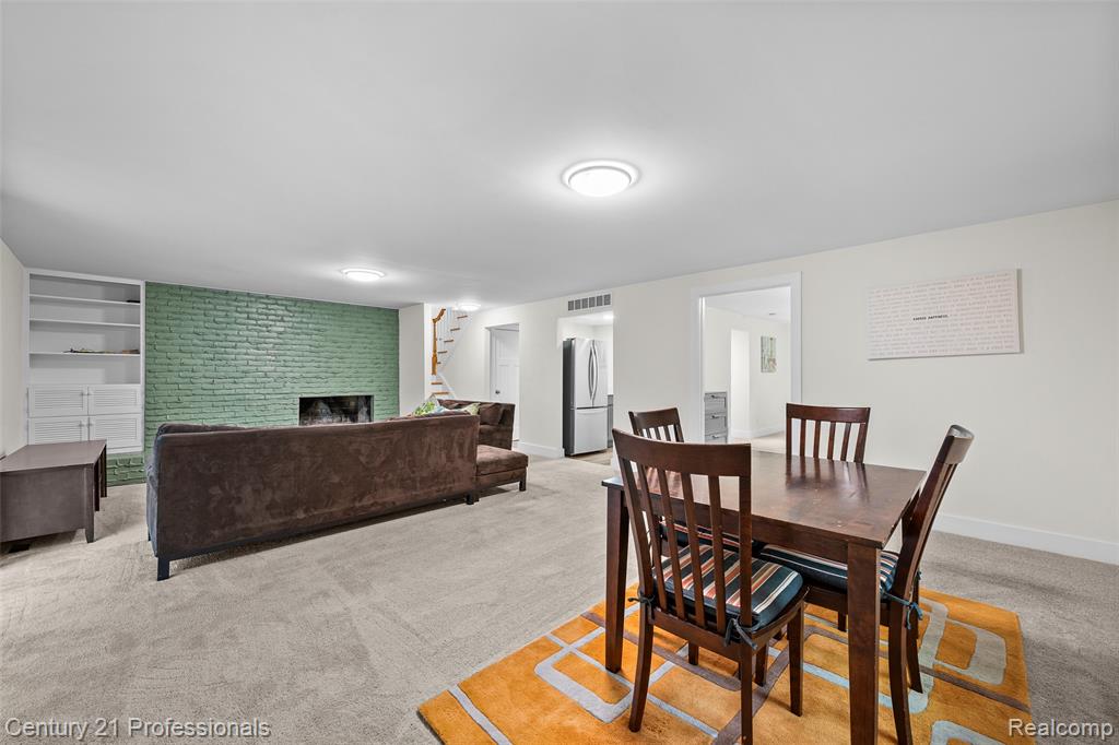745 Hawthorne Drive, Bloomfield Hills, MI 48304 — Photo 28
