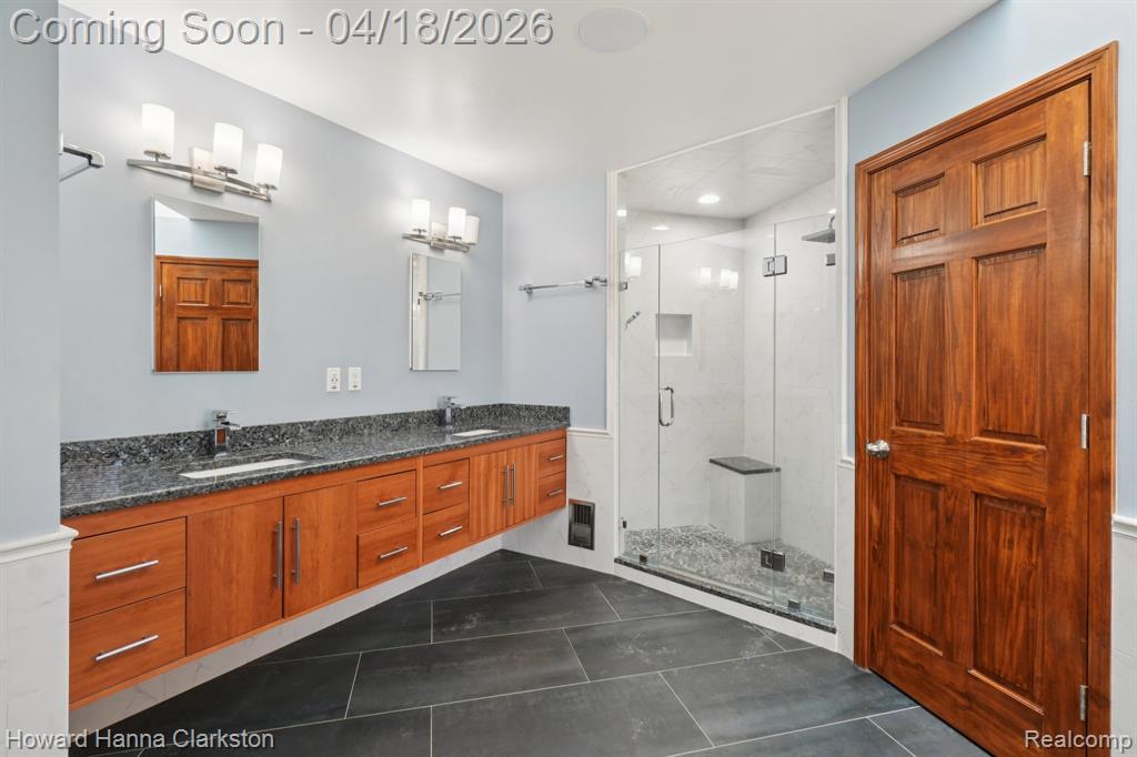8063 Fawn Valley Drive, Clarkston, MI 48348 — Photo 21
