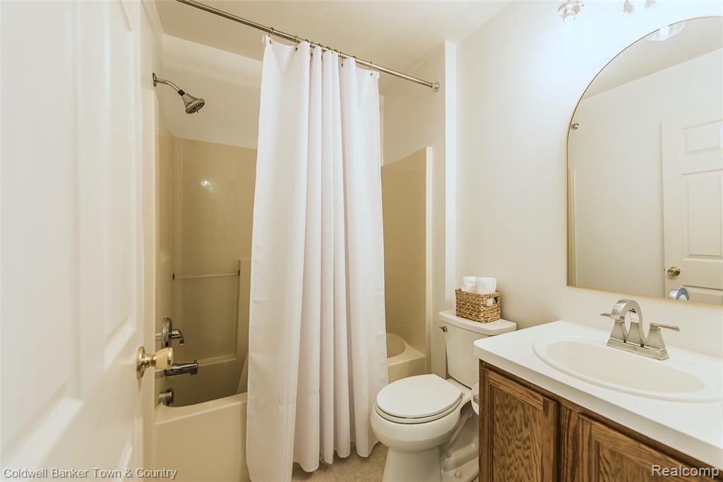 1240 Callaway Court, Howell, MI 48843 — Photo 30