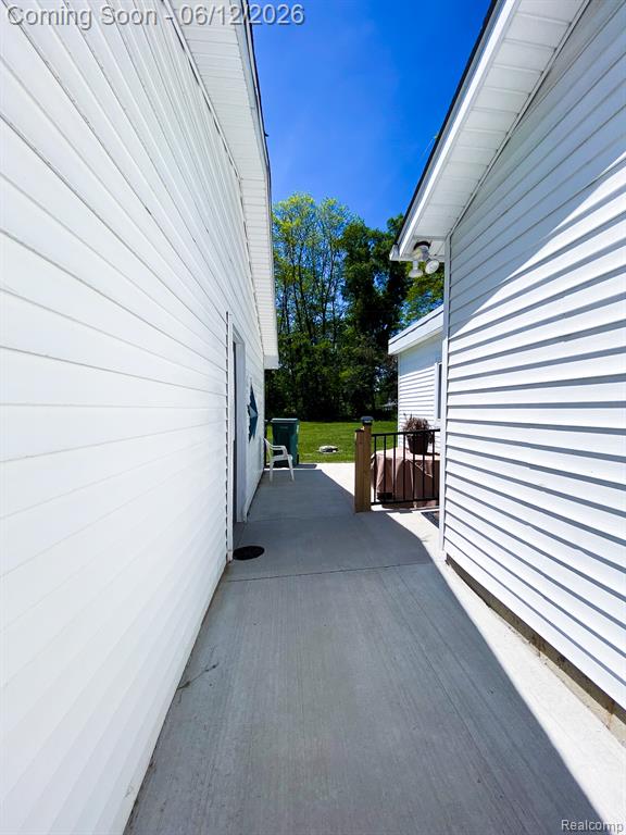 10514 Hamburg Road, Whitmore Lake, MI 48189 — Photo 5