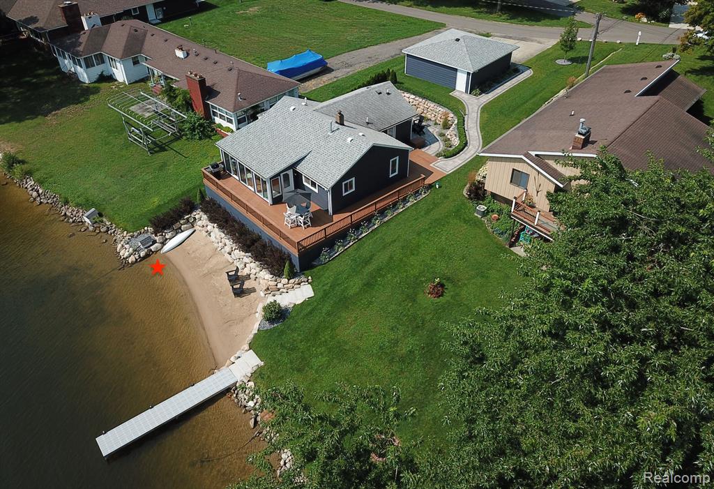 8453 WOODLAND SHORE Drive, Brighton, MI 48114 — Photo 29