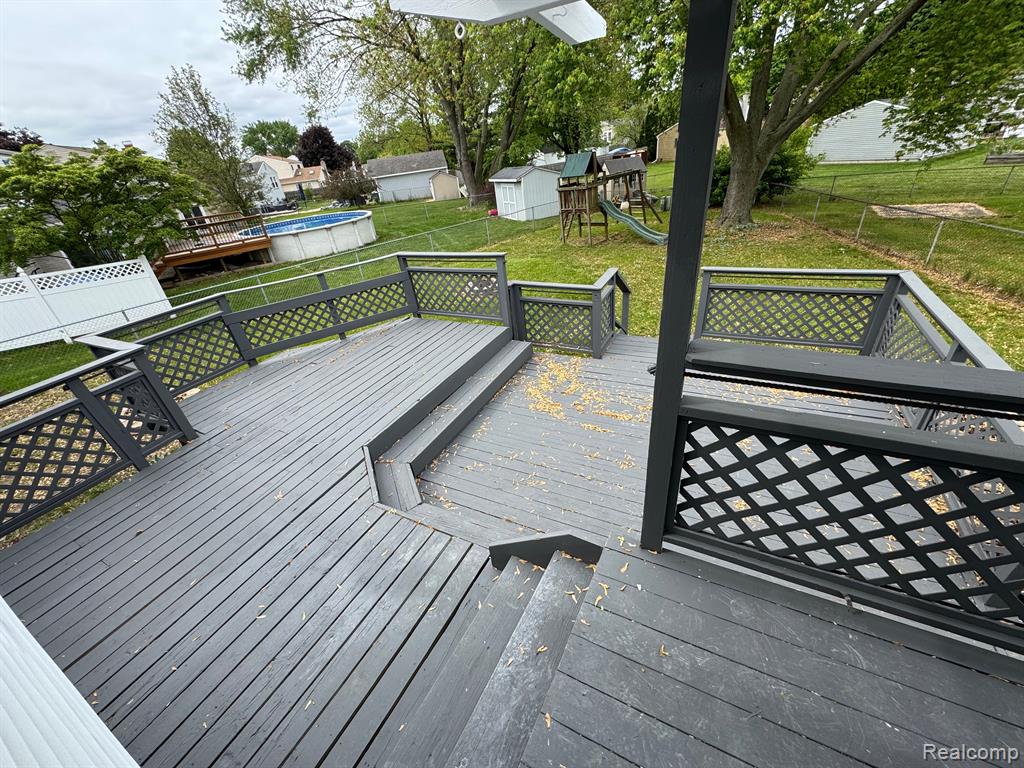 42811 WILMINGTON Drive, Sterling Heights, MI 48313 — Photo 24