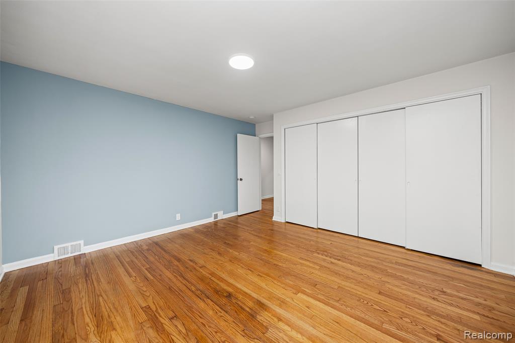 17240 Pontchartrain Blvd, Detroit, MI 48203 — Photo 34