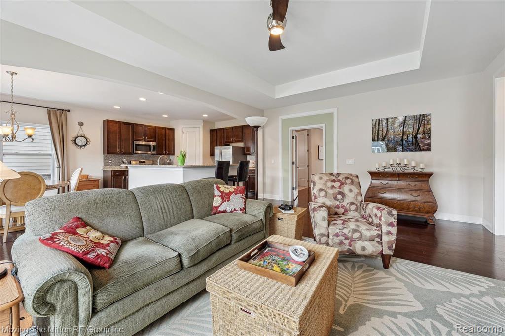 326 PROVINCE Lane, Canton, MI 48188 — Photo 5
