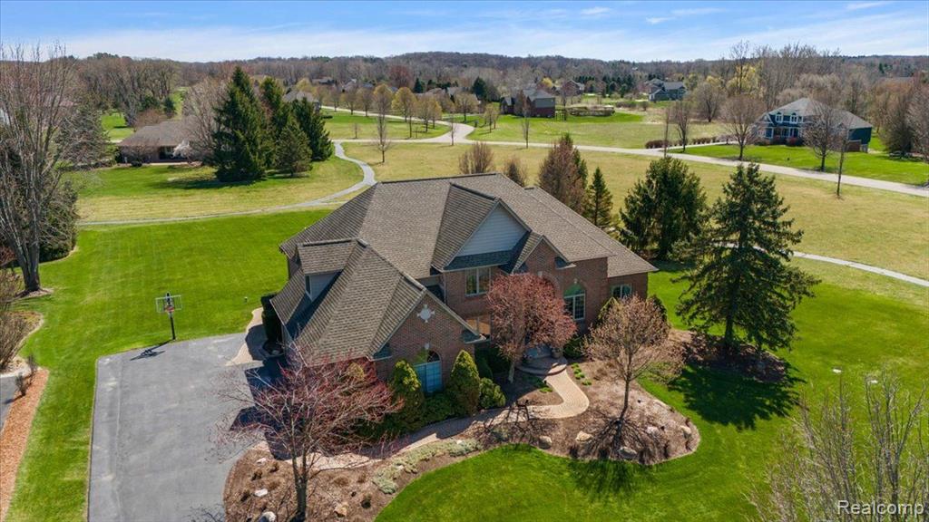 8449 S SHORE Drive, Clarkston, MI 48348 — Photo 55