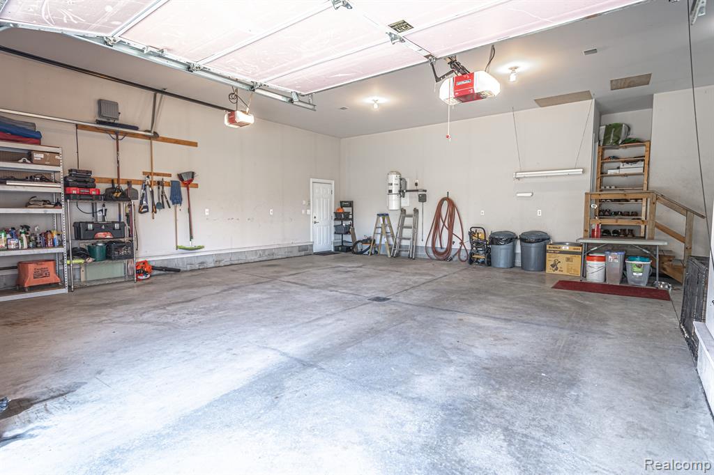 4670 HARVEST Row, MI 48049 — Photo 27