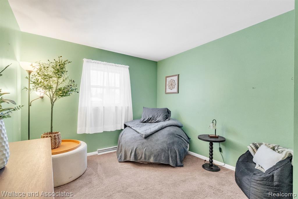 4440 Cambridge Drive, Port Huron, MI 48060 — Photo 29