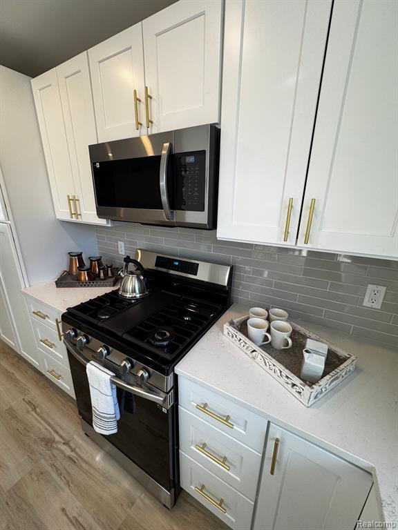 520 E EVELYN Avenue, Hazel Park, MI 48030 — Photo 12