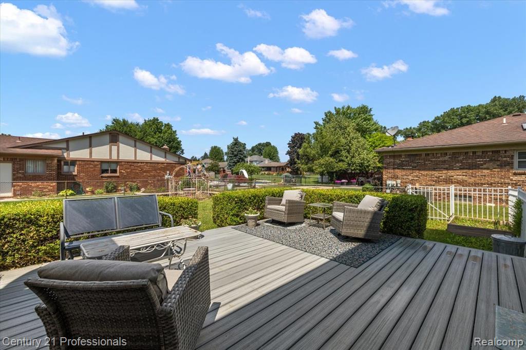 40205 Ashland Drive, Sterling Heights, MI 48313 — Photo 8
