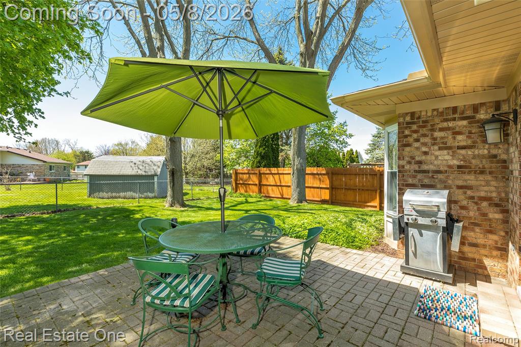 4749 Parkridge Drive, Waterford, MI 48329 — Photo 31