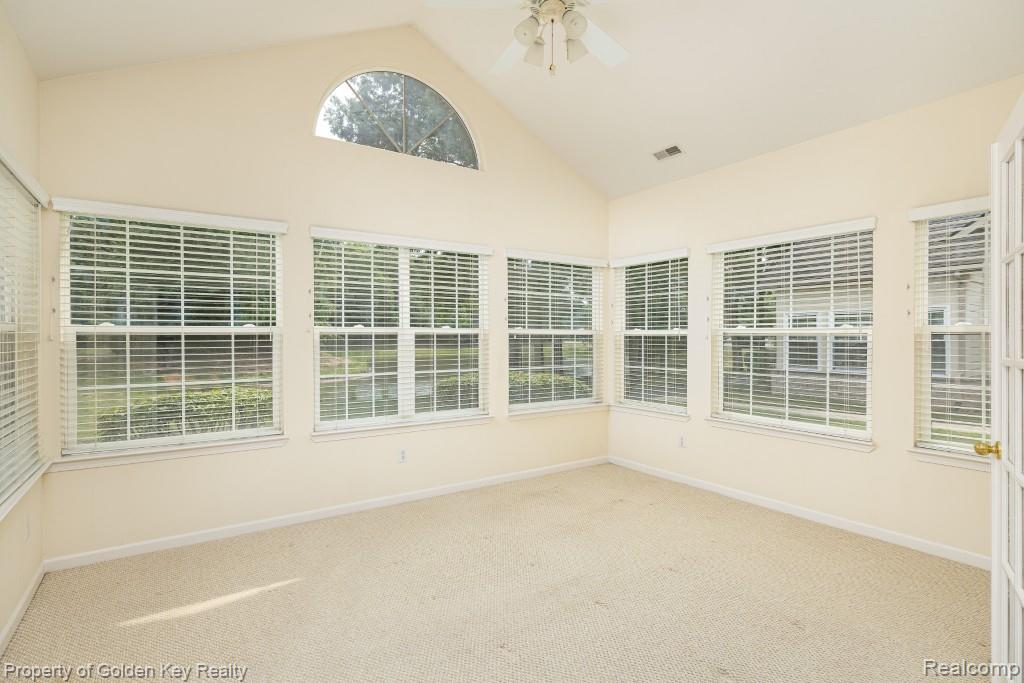 1160 Abbey Court, Westland, MI — Photo 9