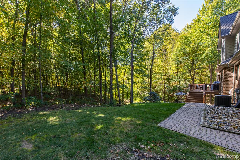 9909 Kingston Ridge, Clarkston, MI 48348 — Photo 67