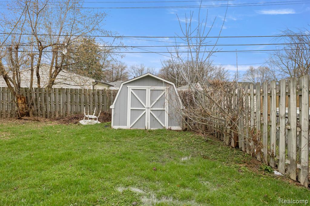 9424 POLK Street, Taylor, MI 48180 — Photo 28