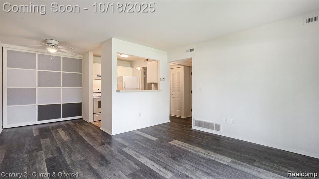 833 BLOOMFIELD VILLAGE Boulevard, A, Auburn Hills, MI 48326 — Photo 7