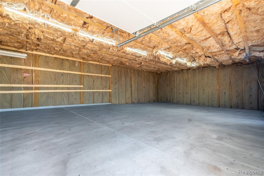 2176 Lauderdale Street, Flint, MI 48532 — Photo 13