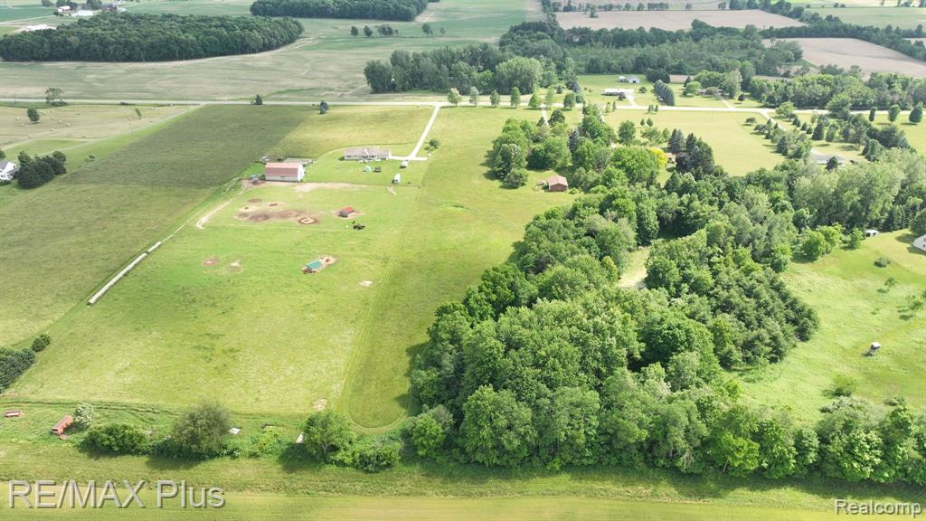 5253 BURNSIDE Road, North Branch, MI 48461 — Photo 12