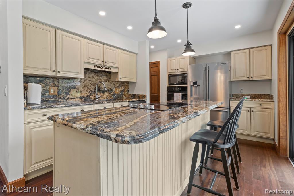 5126 Braddock Court, Brighton, MI 48114 — Photo 37