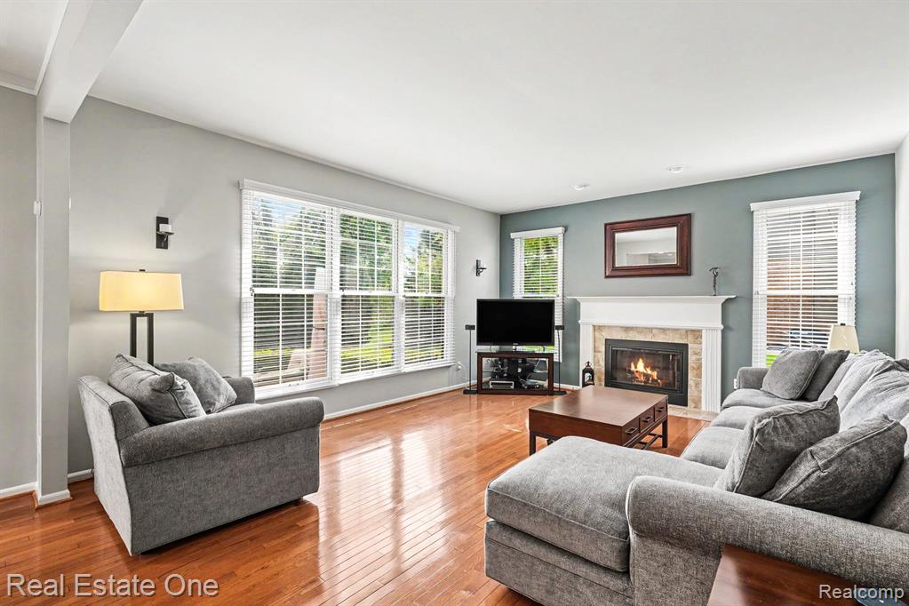 737 Woodfield Way, Rochester Hills, MI 48307 — Photo 12