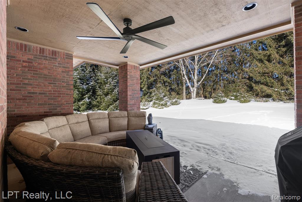 4525 Mapleton Drive, Howell, MI 48843 — Photo 43