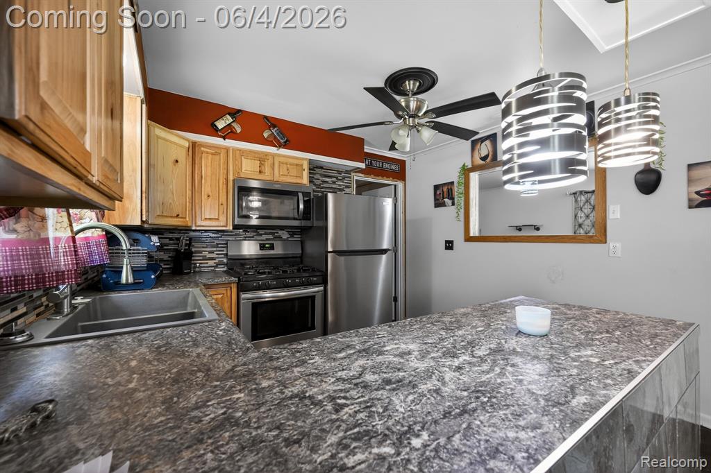 220 Meadow Lane, Jackson, MI 49203 — Photo 9