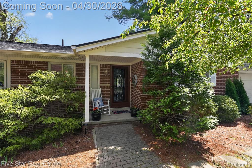 630 Sunset, White Lake, MI 48383 — Photo 5