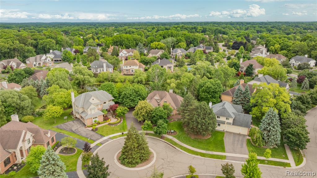 6567 Claremore Court, West Bloomfield, MI — Photo 65