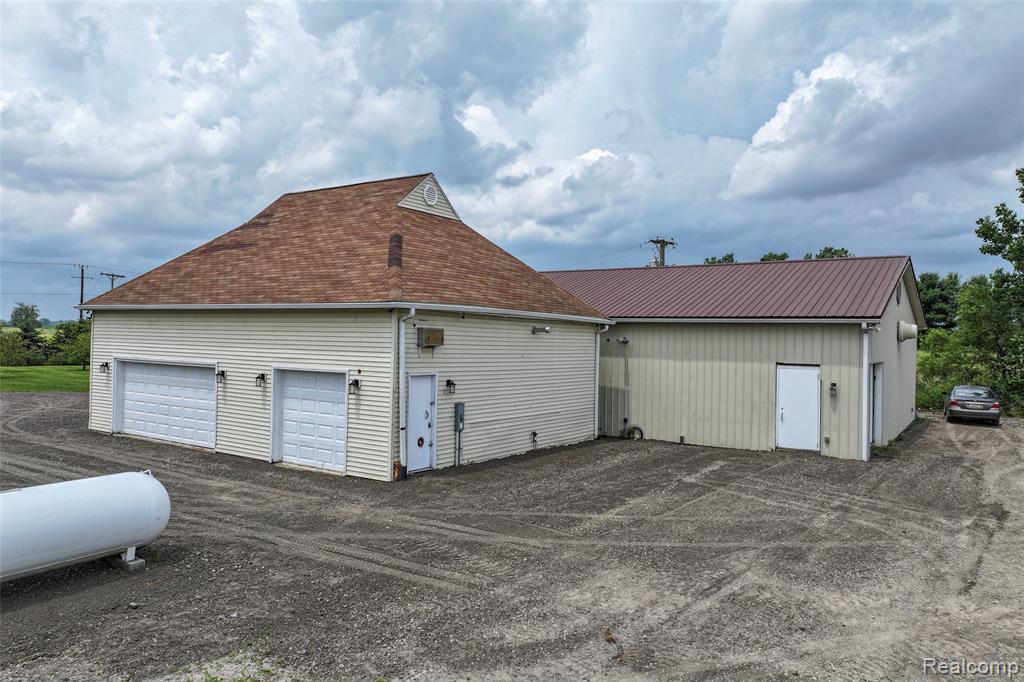5465 Maple Valley Road, Brown, MI 48416 — Photo 45