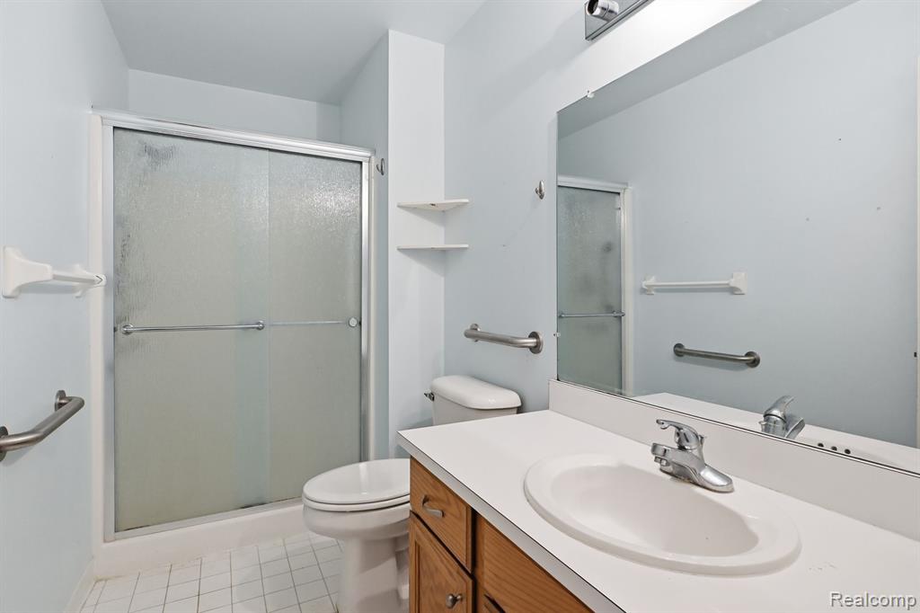 518 Redmaple Lane, 62, Brighton, MI 48116 — Photo 15