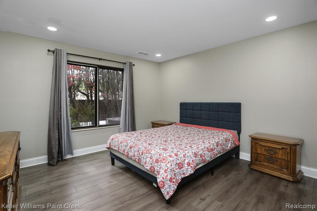 7355 Brynmawr Drive, West Bloomfield, MI — Photo 19